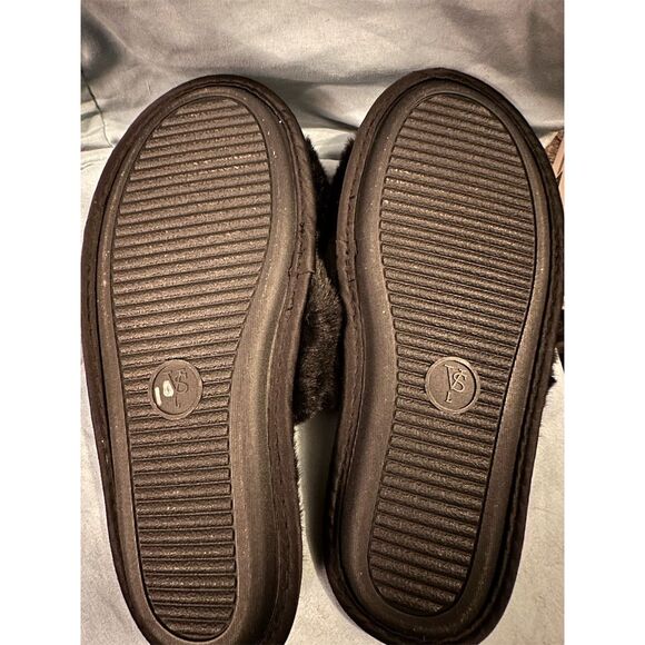 Victoria's Secret Women's Black Faux Fur Pearl Slippers Size L (9-10) - Picture 5 of 5